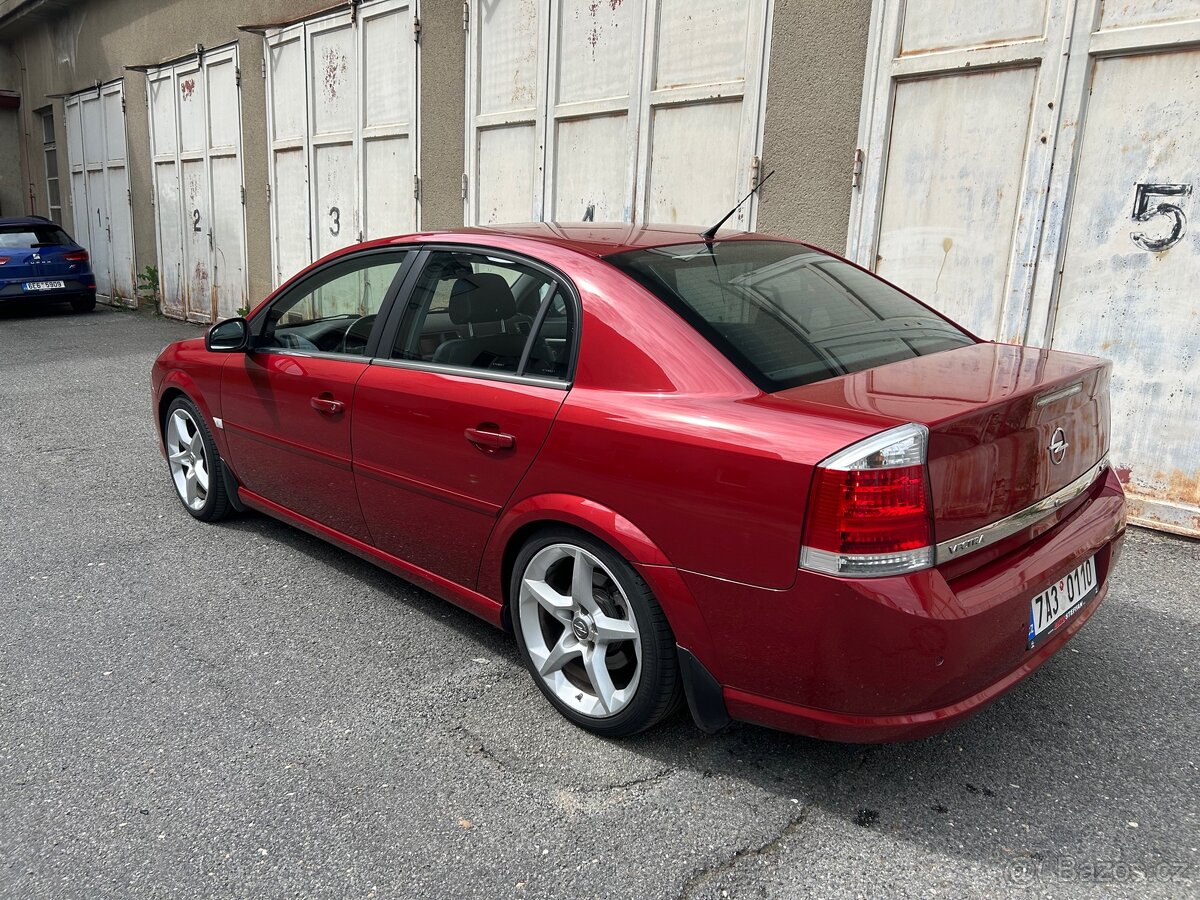 Opel Vectra C 2.8 v6 turbo jen 90tkm - 3