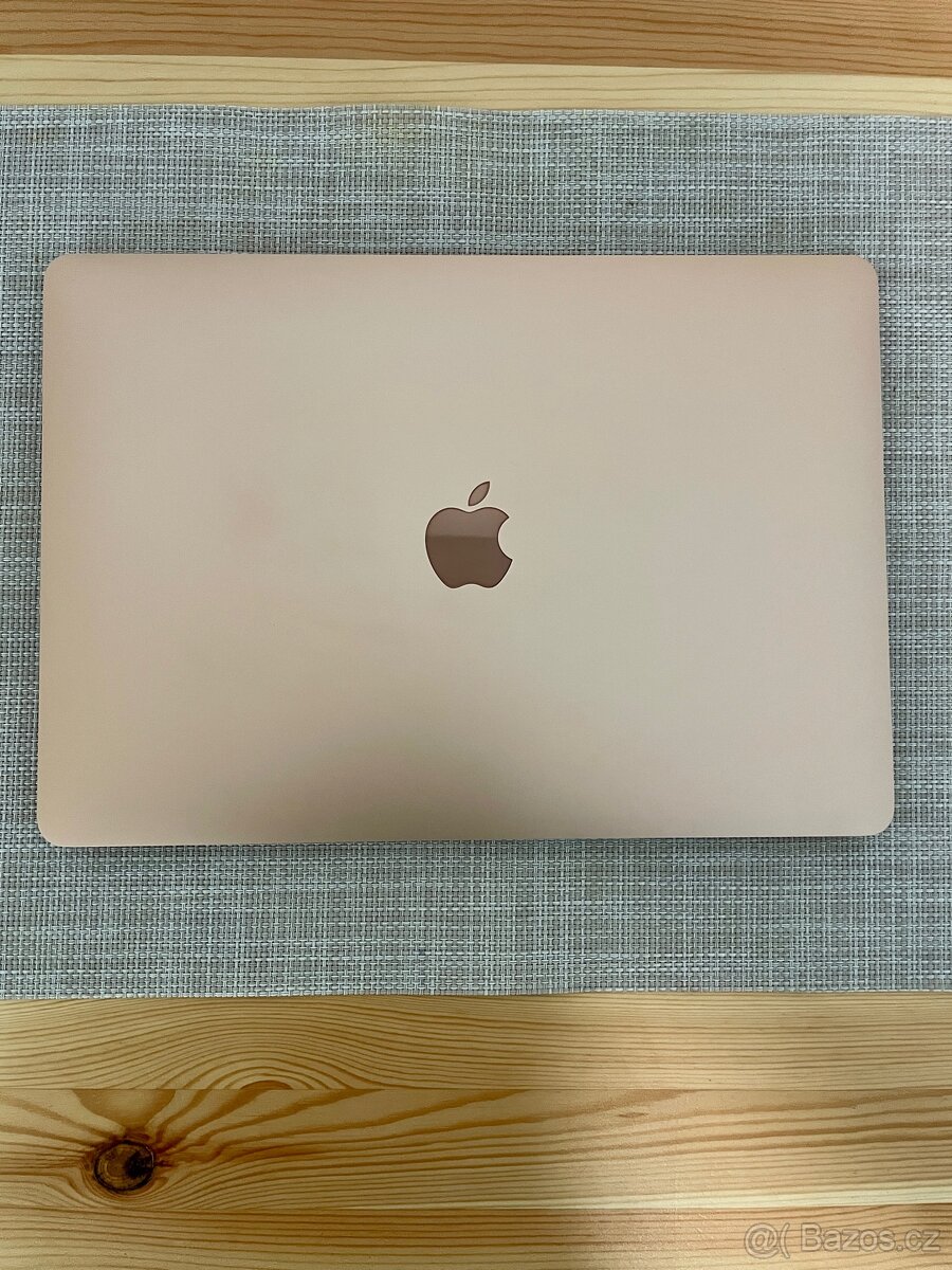 APPLE Macbook Air 13” , M1 , 8gb Ram , 512gb ssd - 3