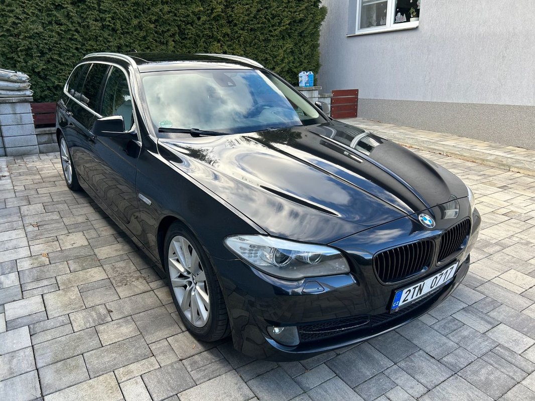 BMW F11 525 D Nehavarováno Nelakováno - 3