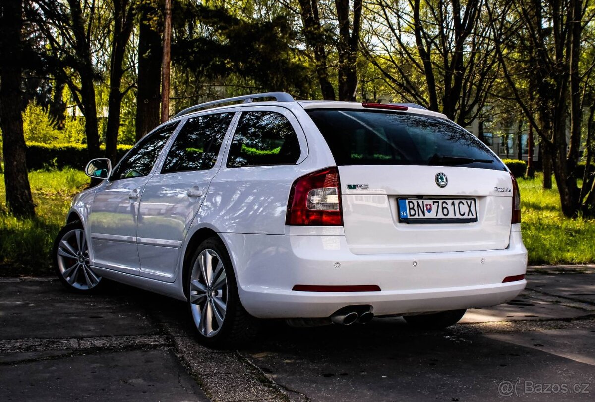 Škoda Octavia Combi RS2 2.0 TFSI RS DSG - 3