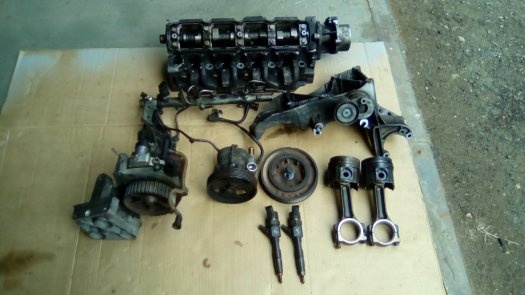 Díly z motoru Renault-Opel - 3