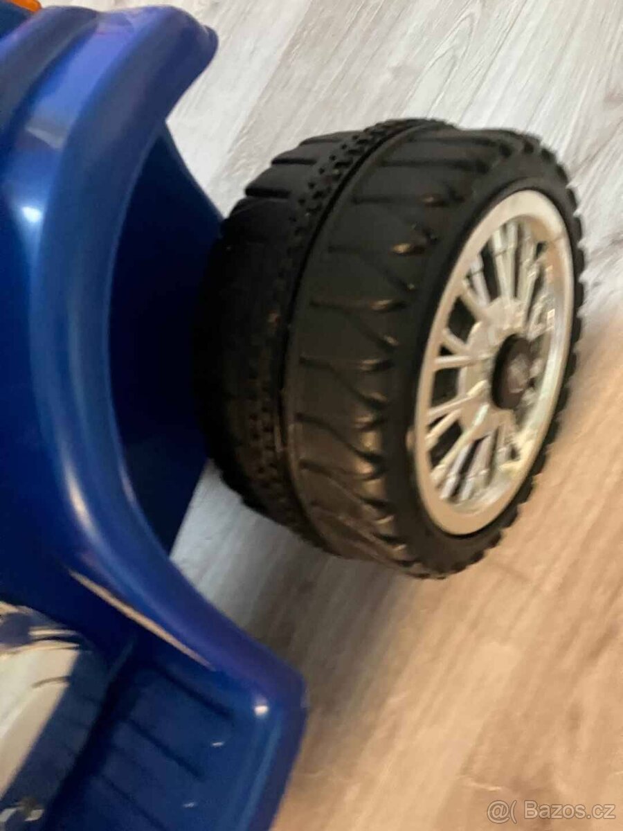 Dětská tříkolka , nový akumulátor - 3