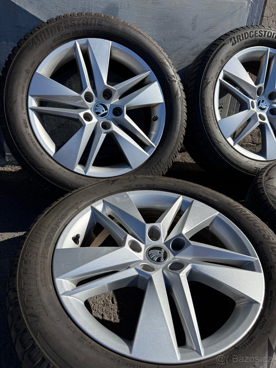 Originál Škoda Superb III R17 5x112 Markab - 3