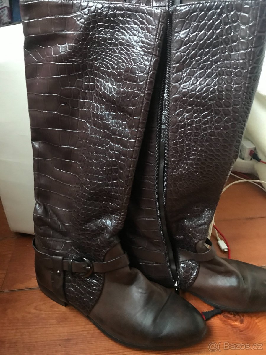 Hnede kozacky na zip CCC - 3