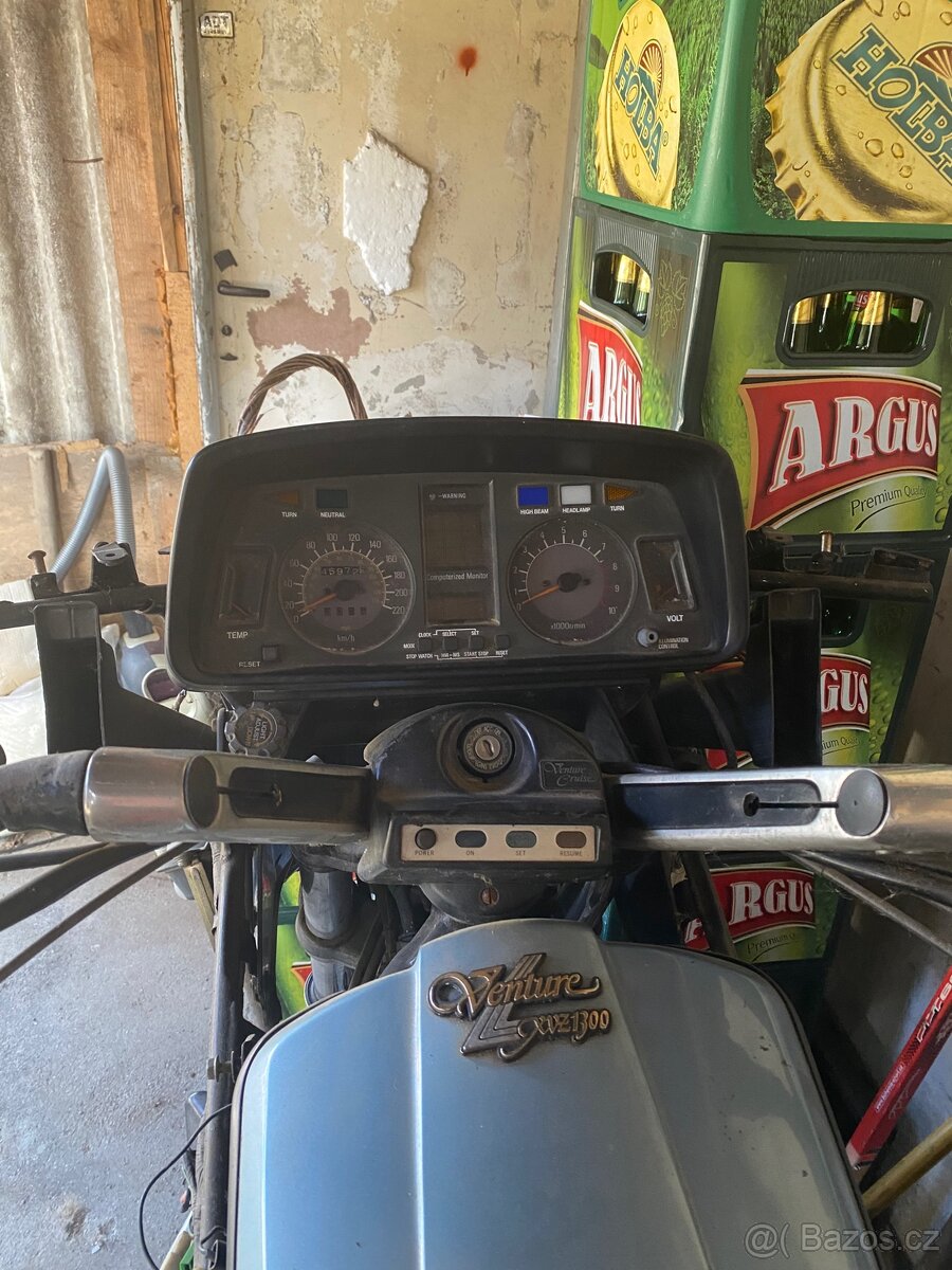 Yamaha XVZ 1300 - 3