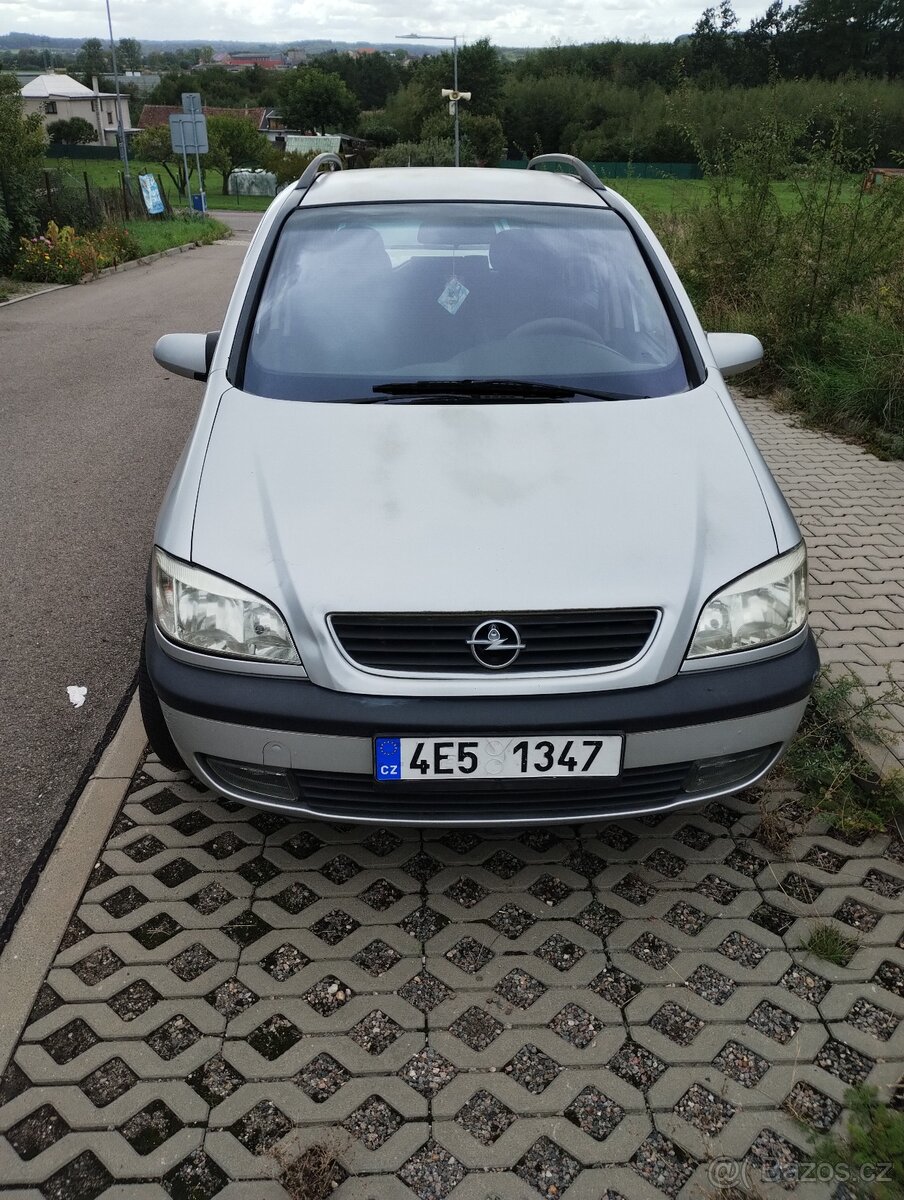 Opel Zafira - 3