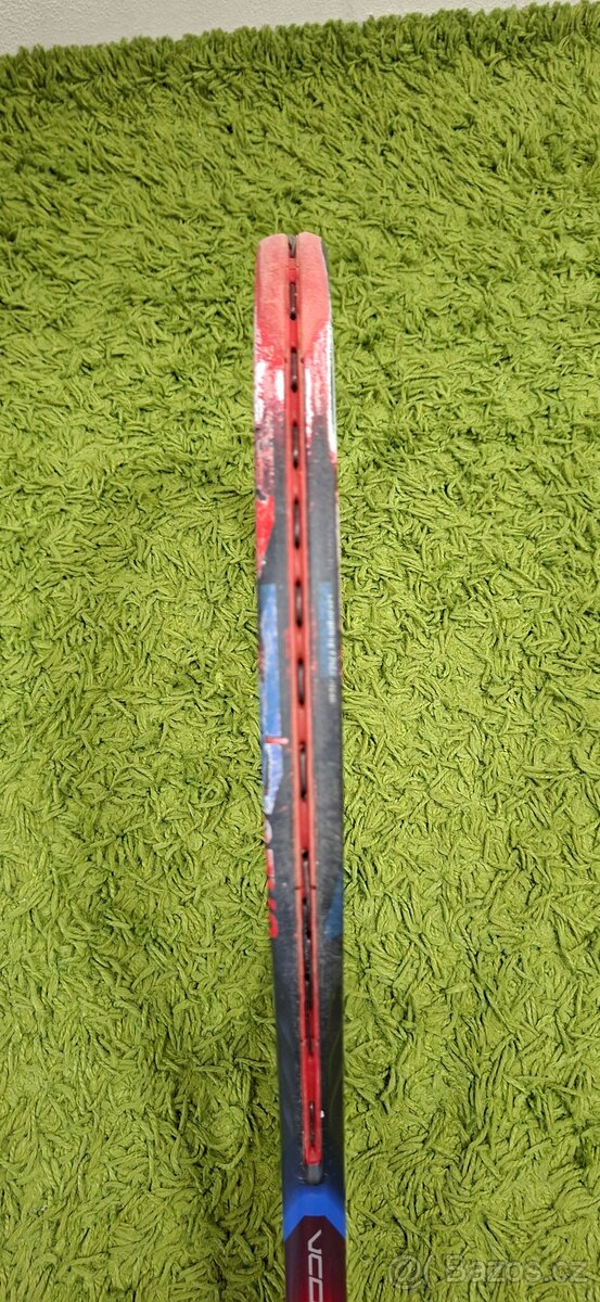 Prodám raketu Yonex VCore - 3