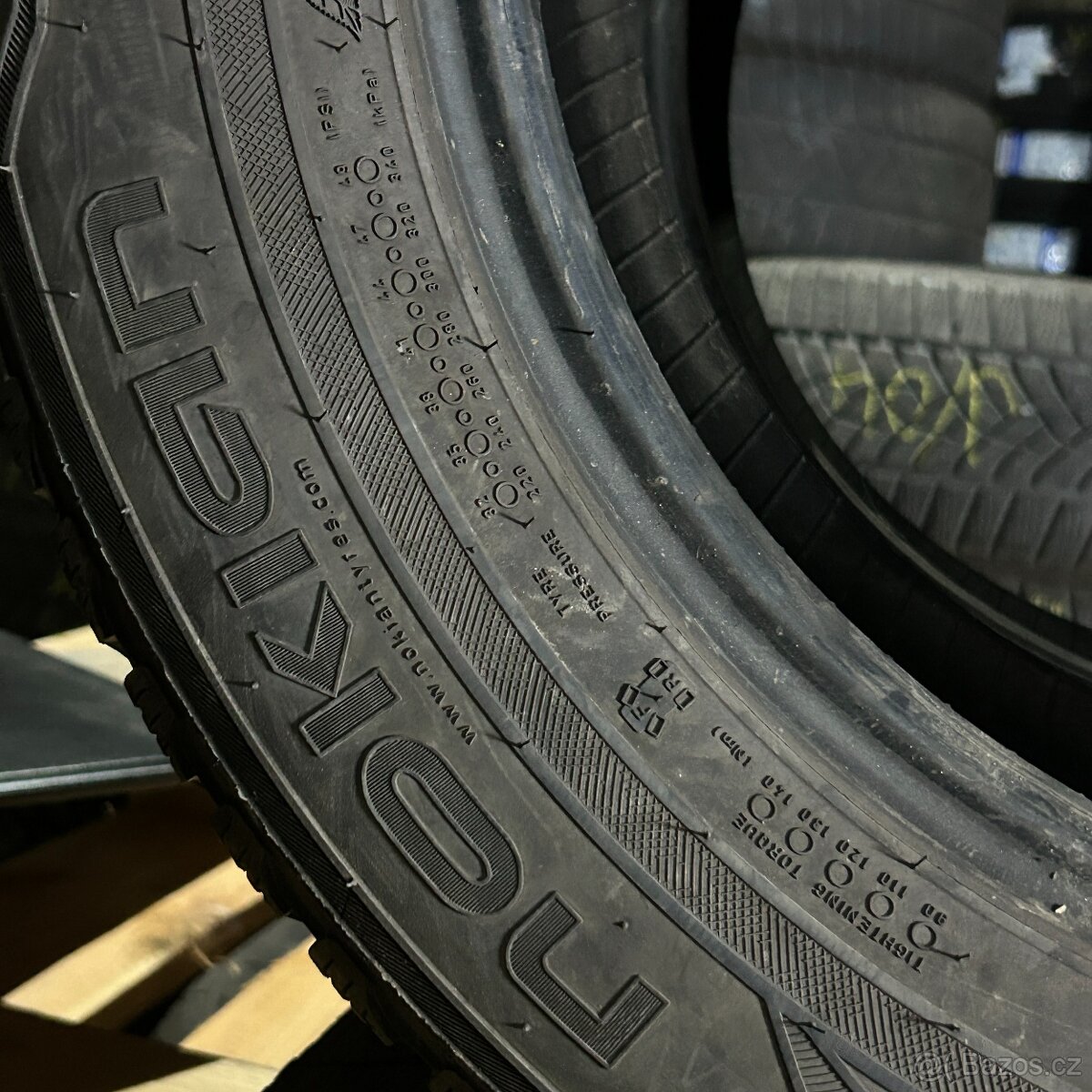 Zimní pneu 225/60 R17 103H XL Nokian 6,5-7mm - 3