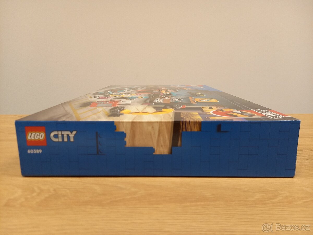 LEGO City 60389 Custom Car Garage - nový - 3