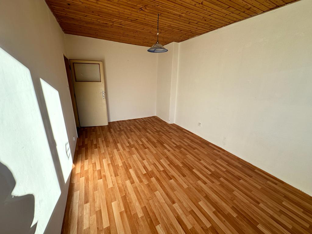 (703) Pronájem, byt 2+1, 56 m, 112, Bukovany - 3