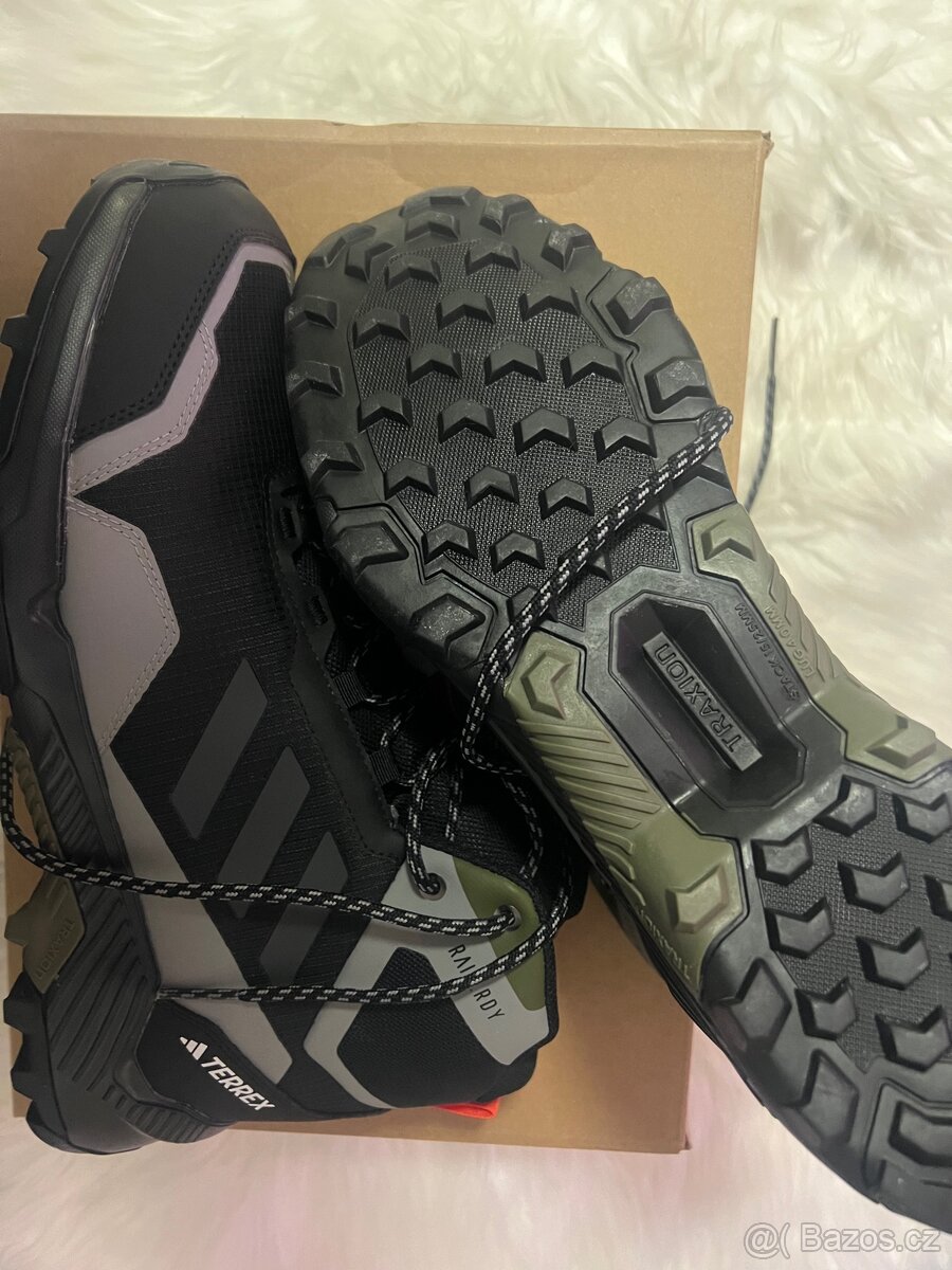 Boty TERREX Eeastrail 2 (US 11,5 - UK11) nové PC: 2.800 Kč - 3