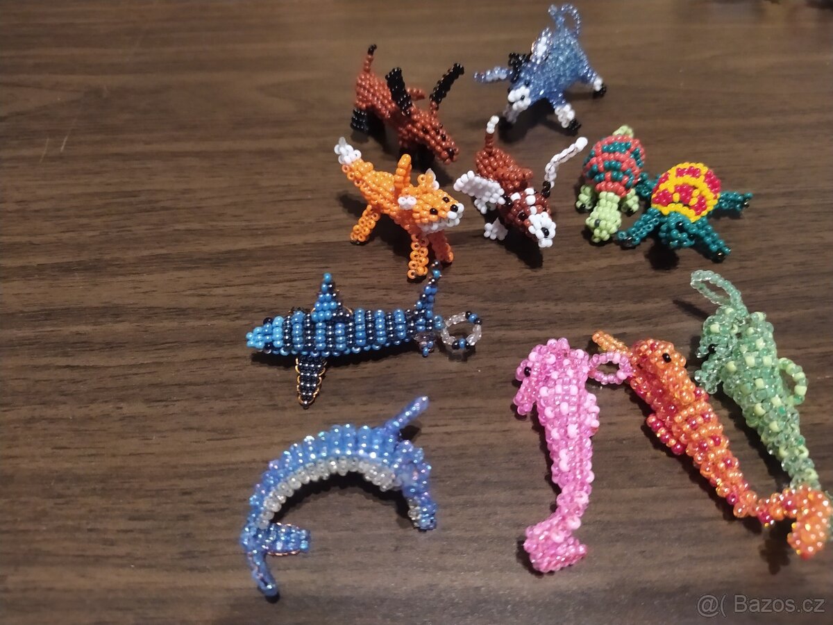 PRODÁM PŘÍVĚSKY PŘÁTELSTVÍ ZVÍŘÁTKA Z KORÁLKŮ A NÁUŠNICE - 3