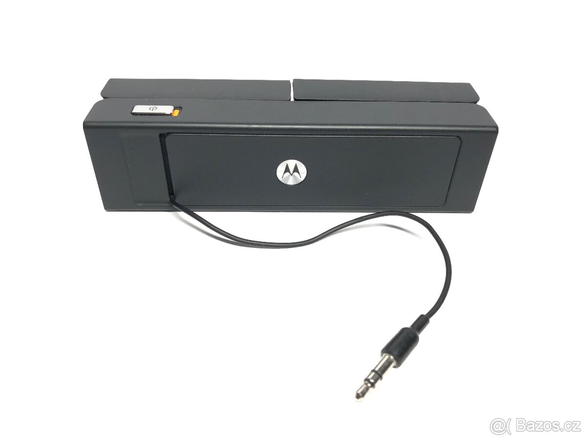 Motorola EQ3 – kompaktní skládací reproduktor - 3