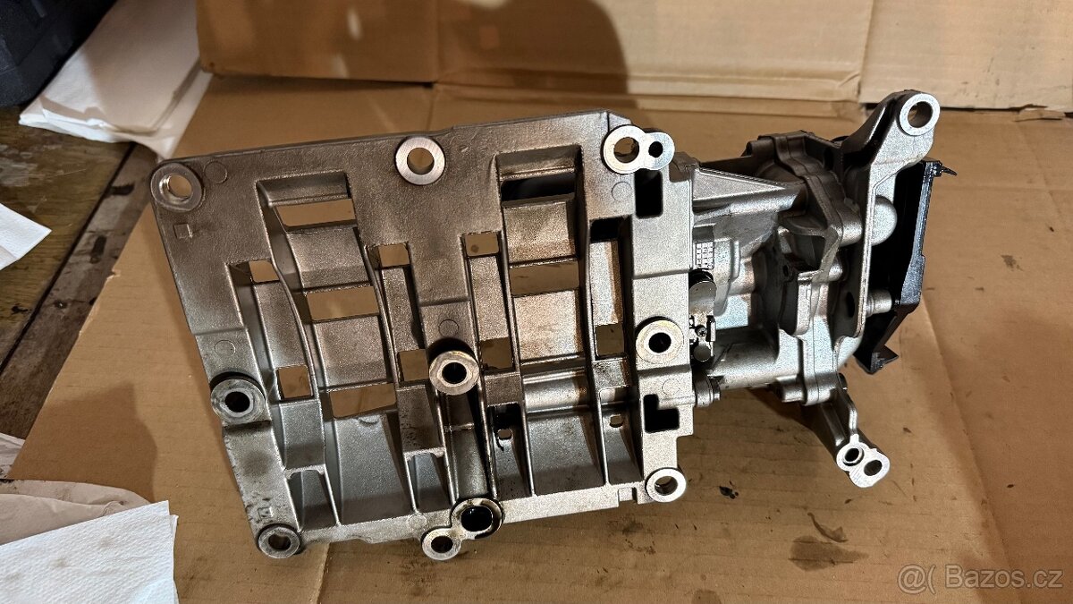 BMW 320d N47 – olejové čerpadlo (originál) - 3