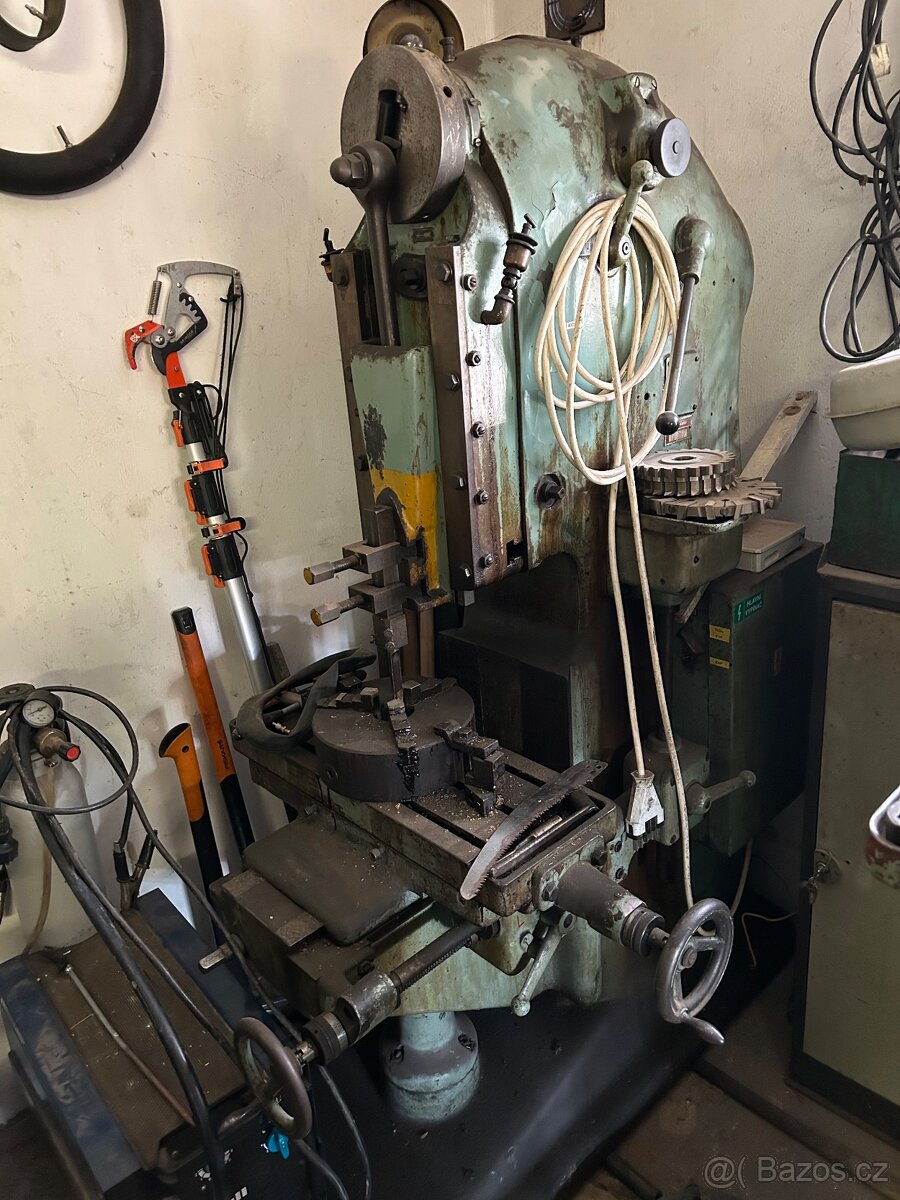 Obrážečka STE 16 - 3