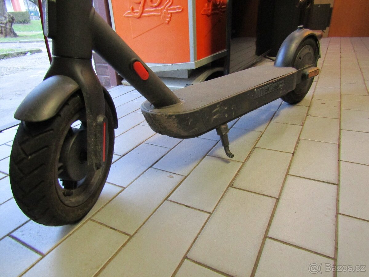 Elektro koloběžka Xaomi - 3