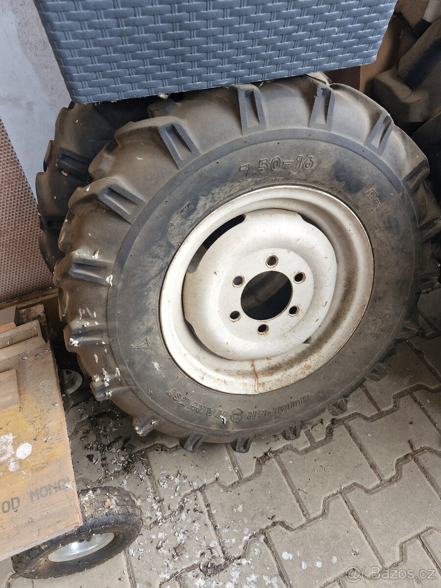 Kola na traktor - 3