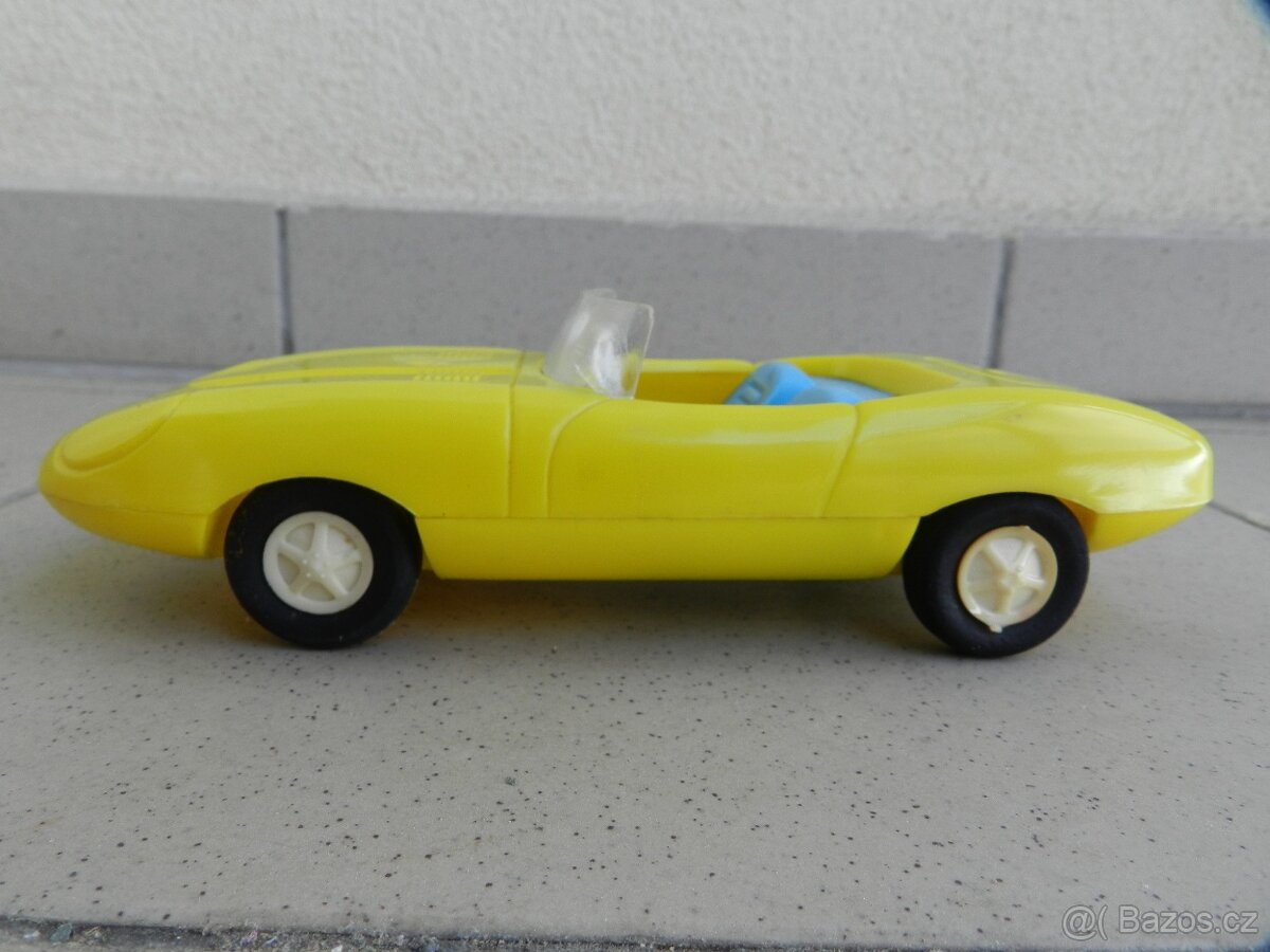 JAGUAR - ITES r. 1973 ČSSR - 3