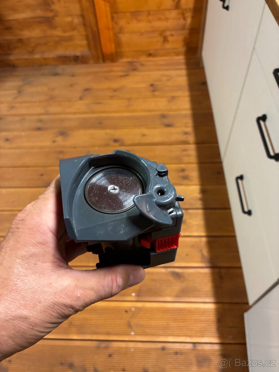 Kávovar DeLonghi Magnifica - 3