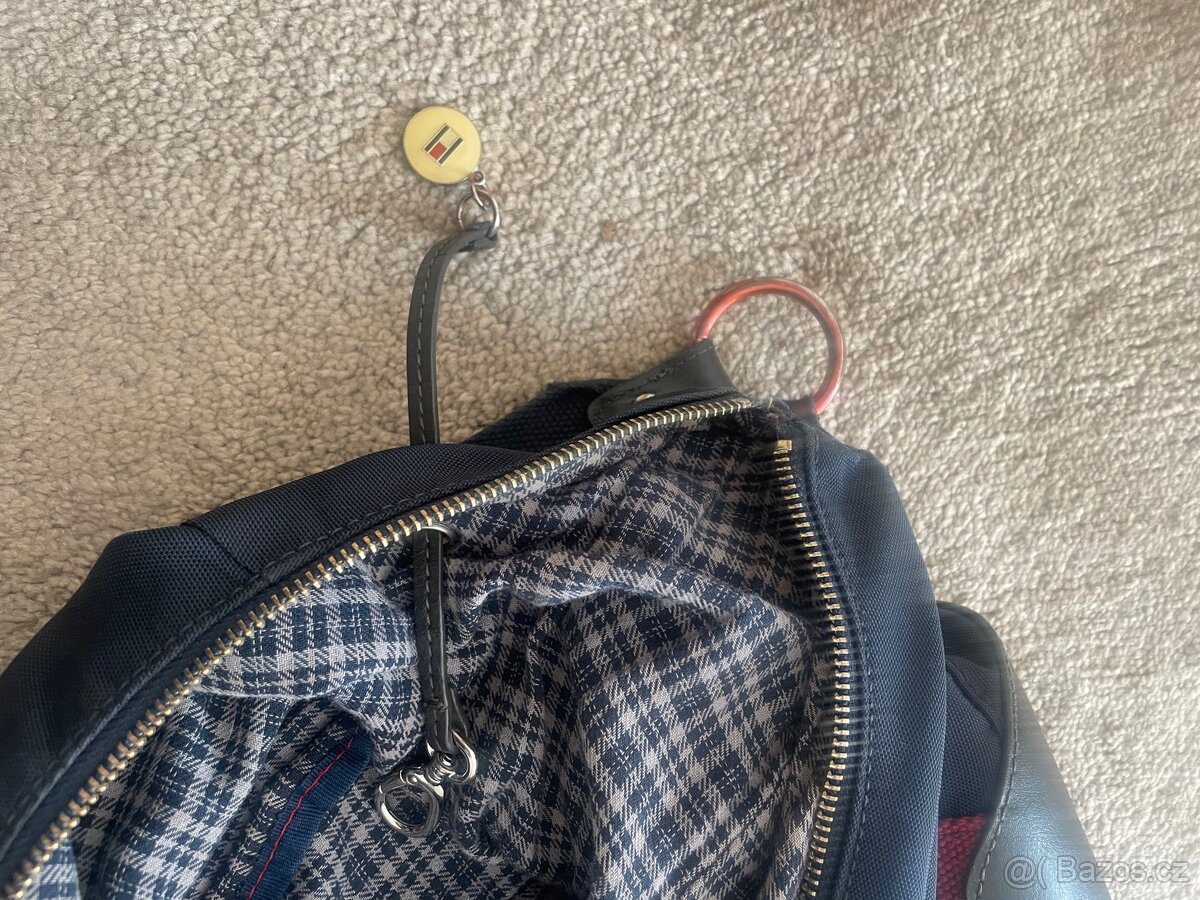 Kabelka Tommy Hilfiger - 3