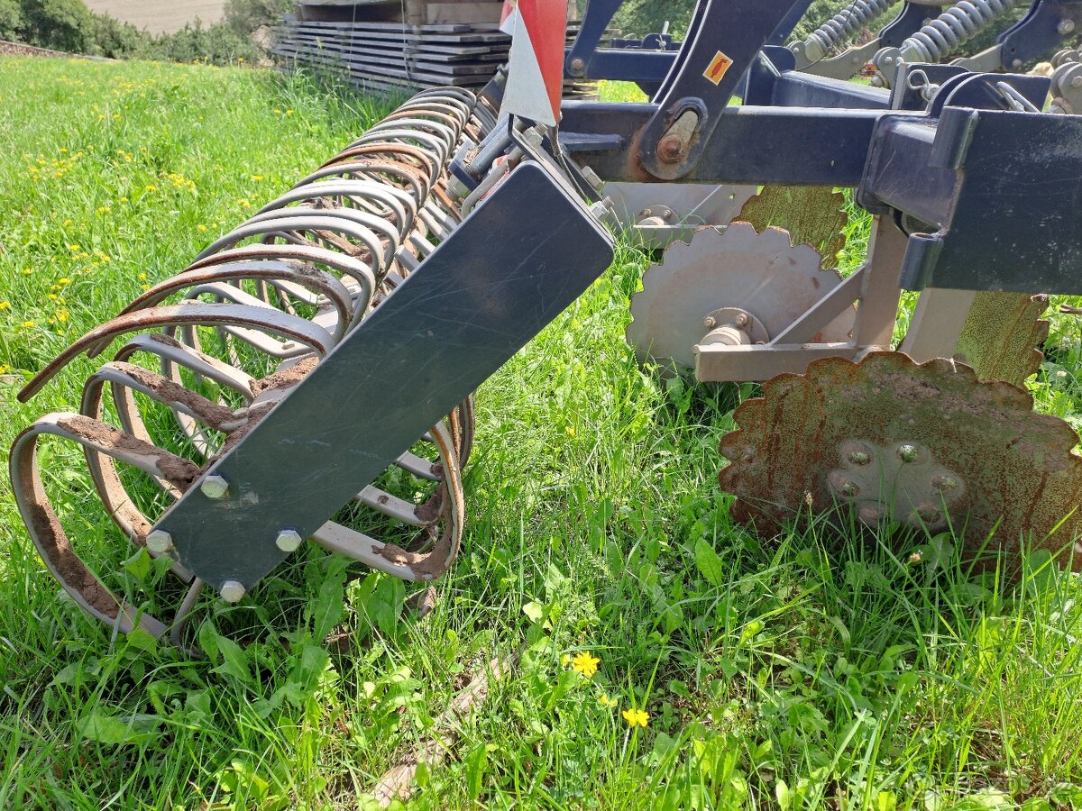 Radličkový kypřič Agro-tom - 3