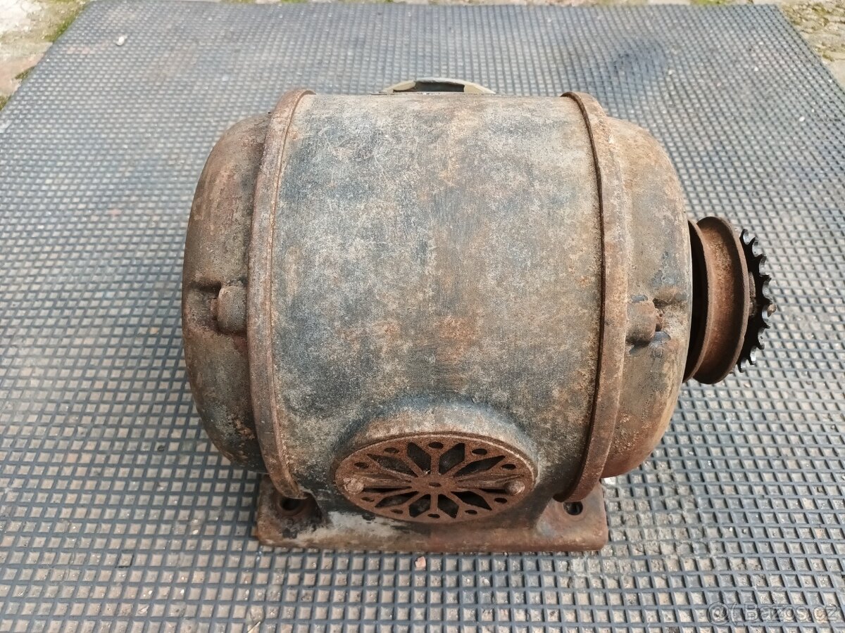 Prodám elektromotor ŠKODA 1,1kW - 3