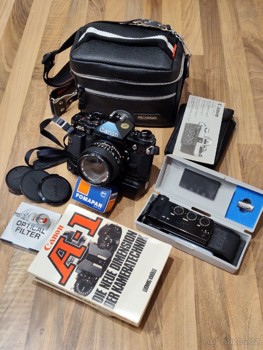 Canon A-1 + FD 28mm + příslušenství - 3