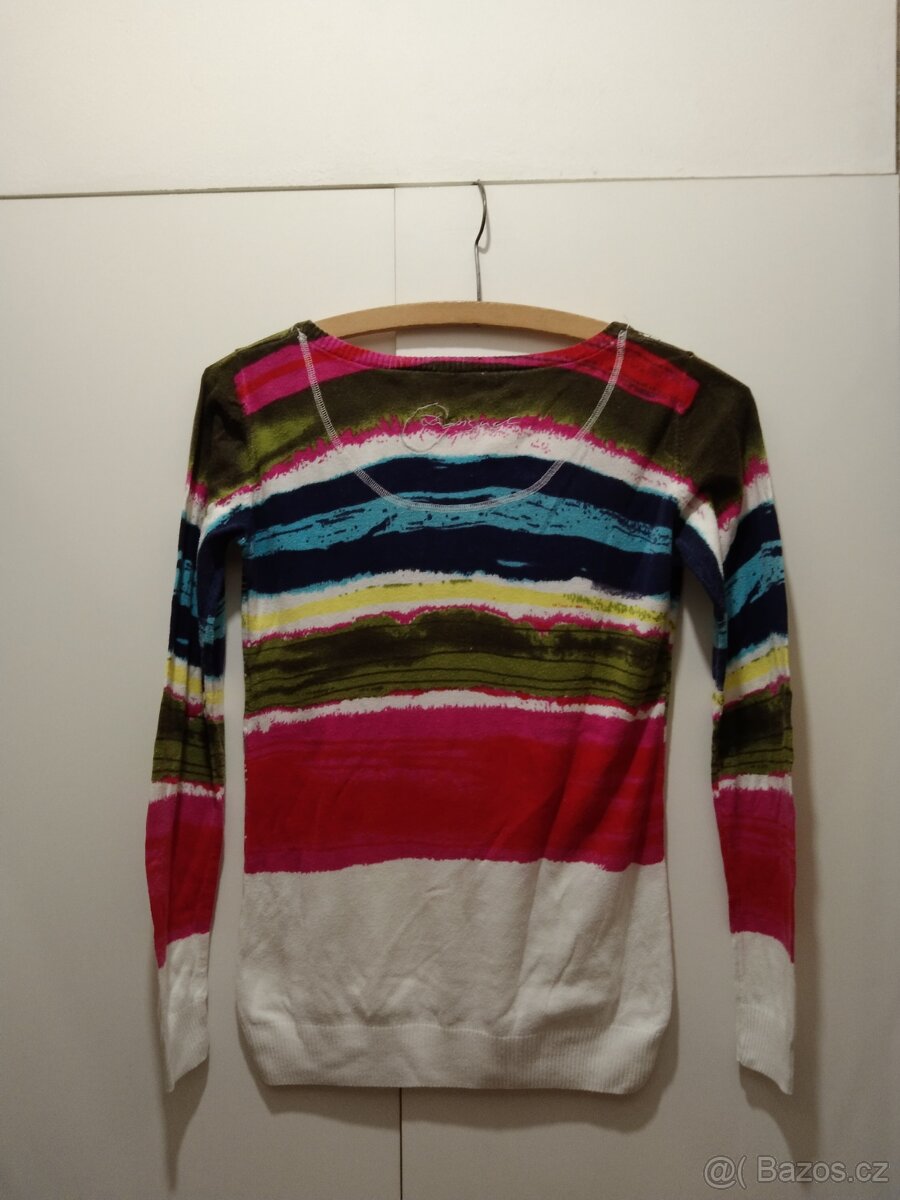 Desiguál dámský bavlněný svetr.Velikost M. - 3