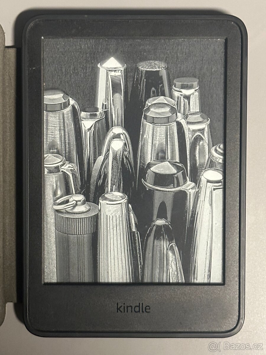 Čtečka Amazon Kindle 11. generace 16GB černá + obal - 3