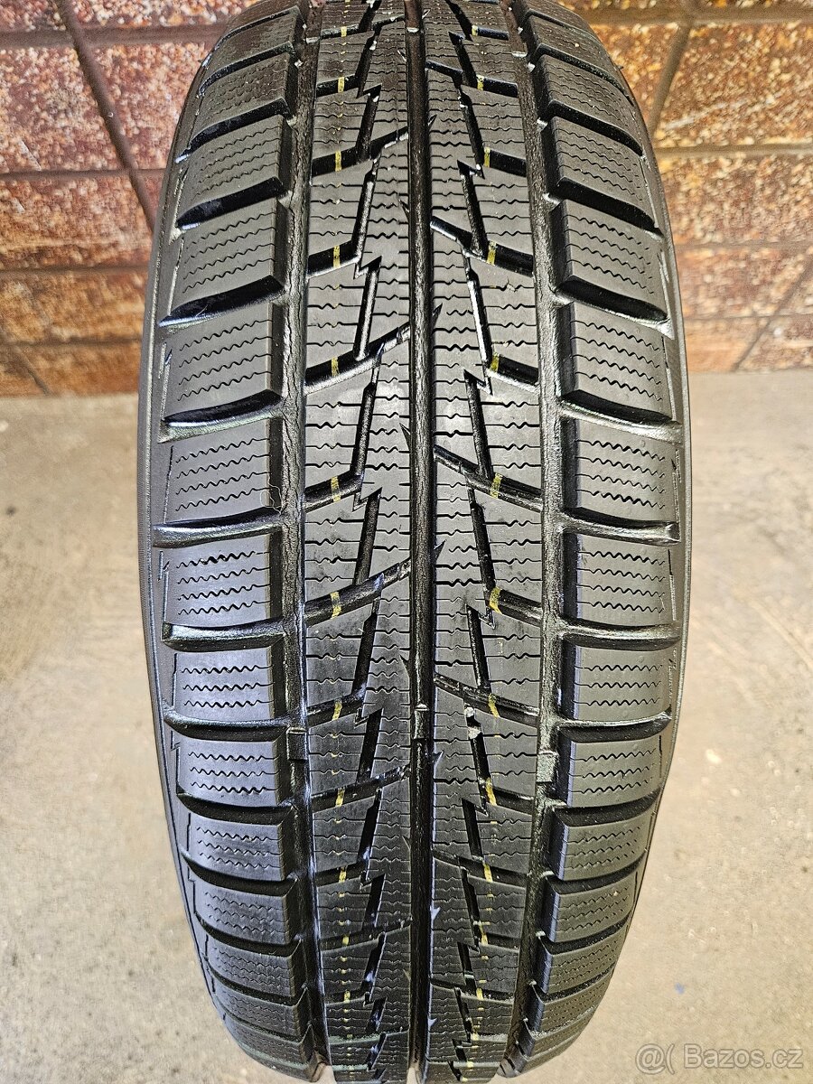 1 zimní pneu TOYO 195/65/15 (č. sady 98) - 3