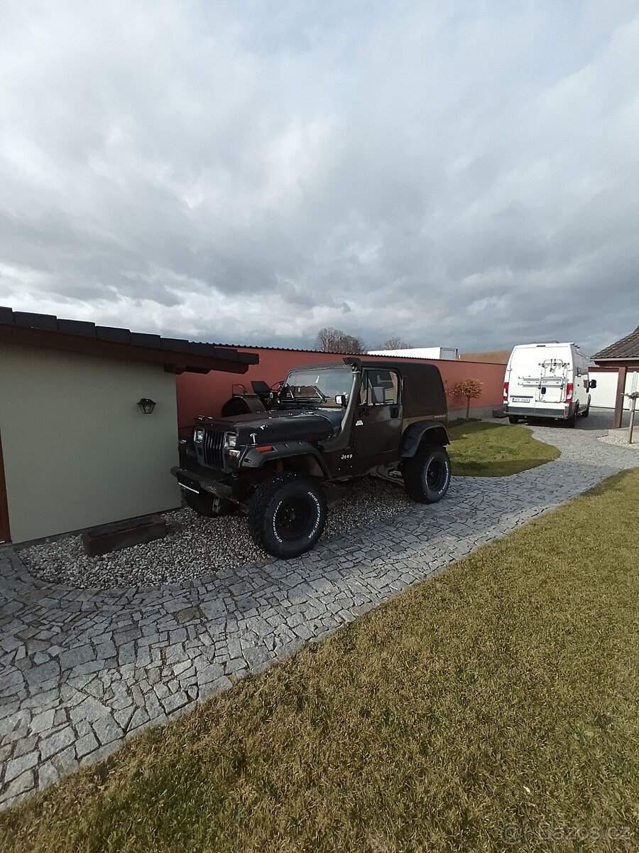 Prodám Jeep Wrangler 4,0 - 3
