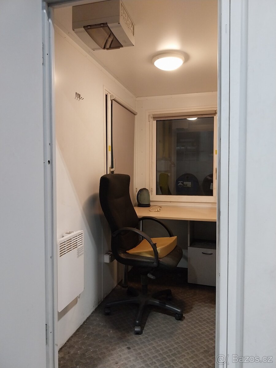 PRODÁME malou stavební buňku - 3