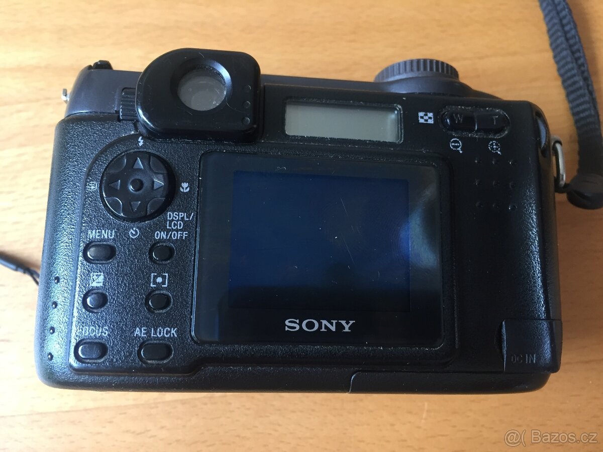 SONY DSC-S85 MPEGMovieEX - 3