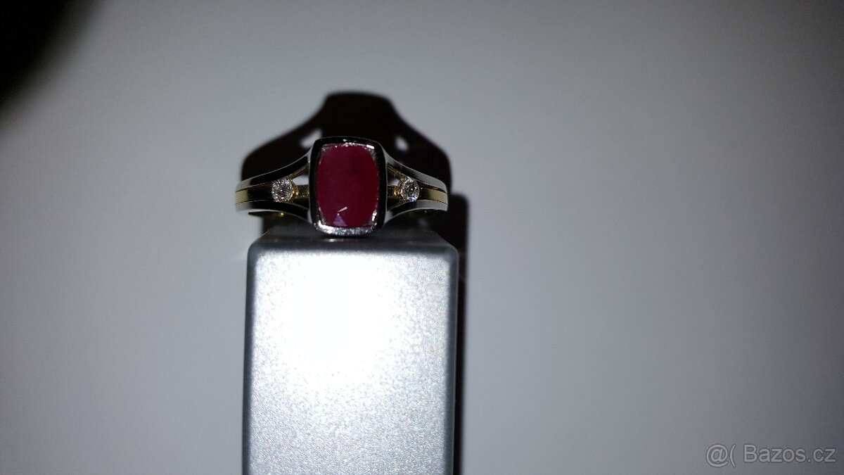 Zlatý prsten s přírodním rubínem. - 3