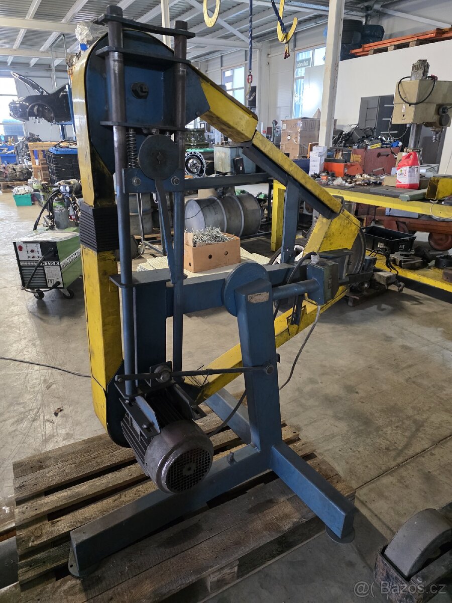 Pásová bruska na kov STRA GEKON - 3