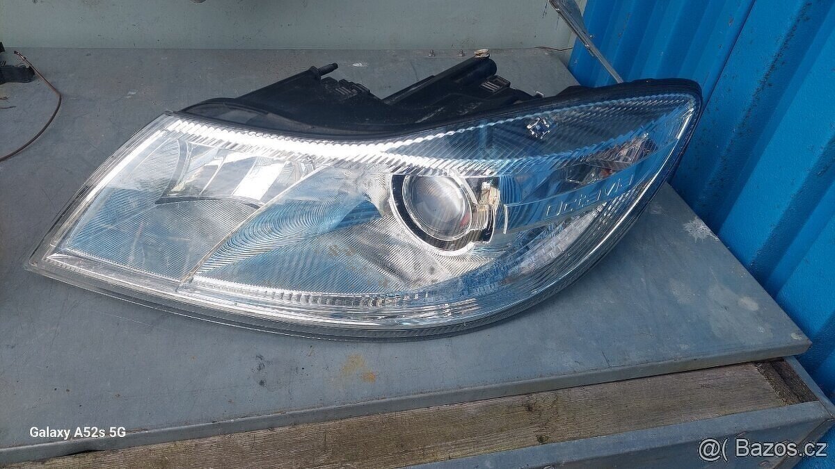 Xenony Octavia 2 face - 3