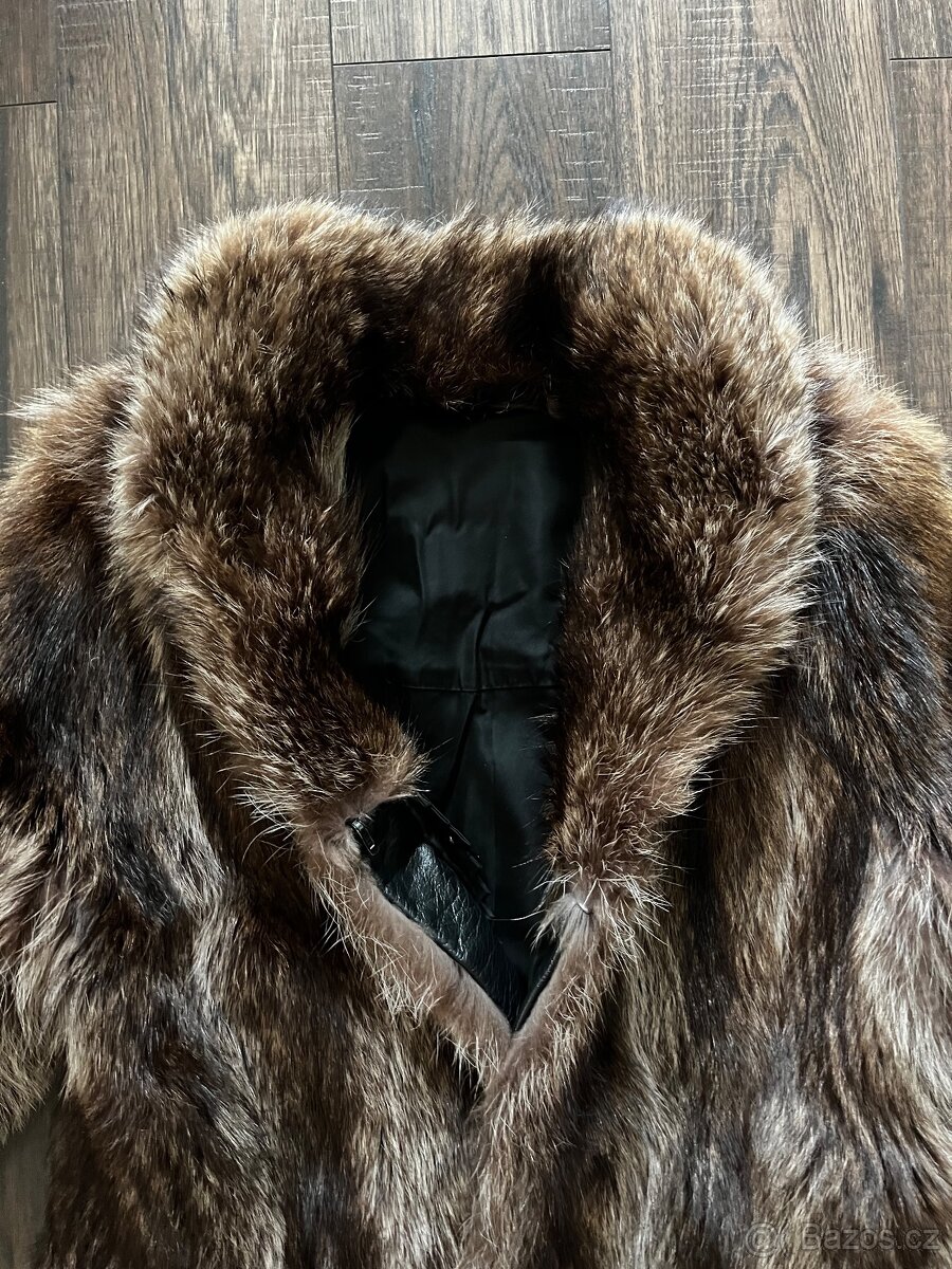 Kožich z pravé mývalí kožešiny - 3