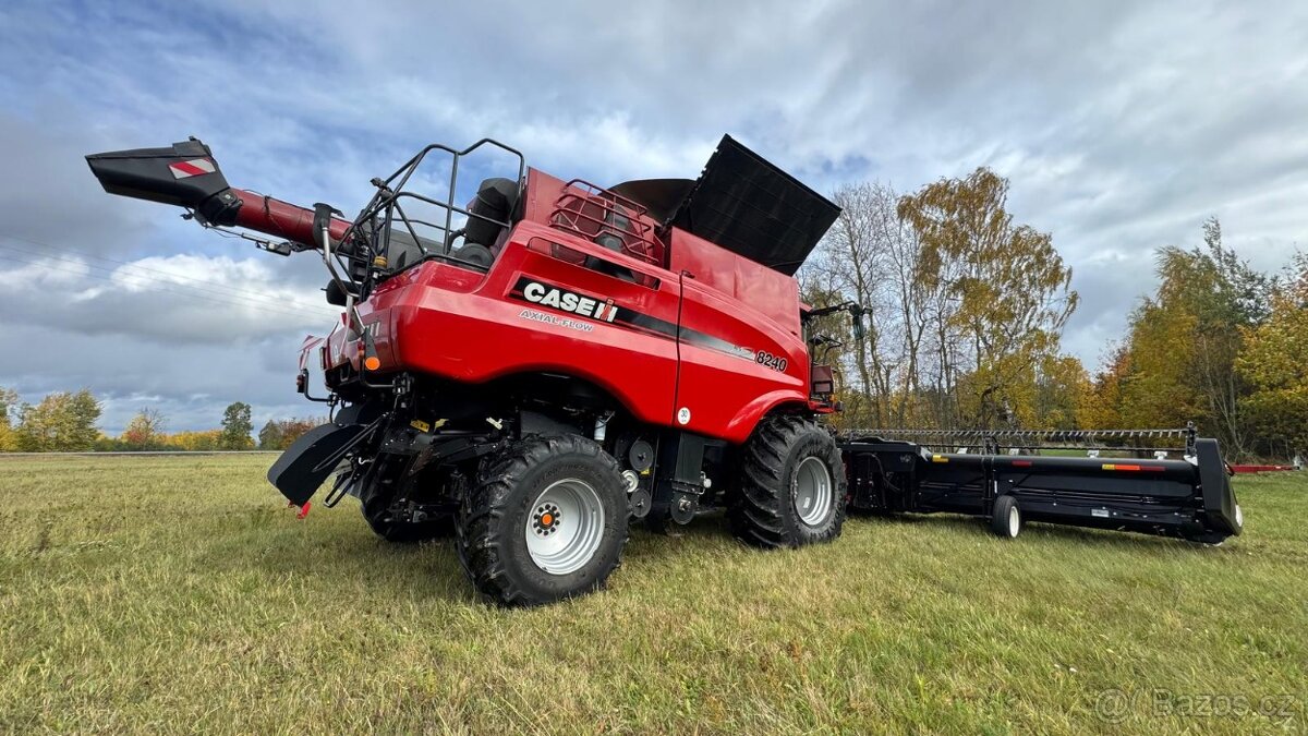 Sklízecí mlátička Case 8240 - 3