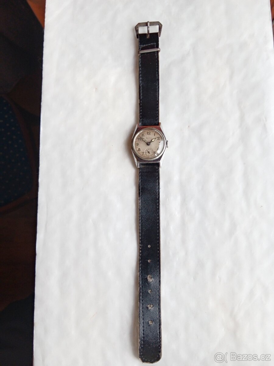 Staré funkční Swiss vojenské hodinky Doxa, - 3