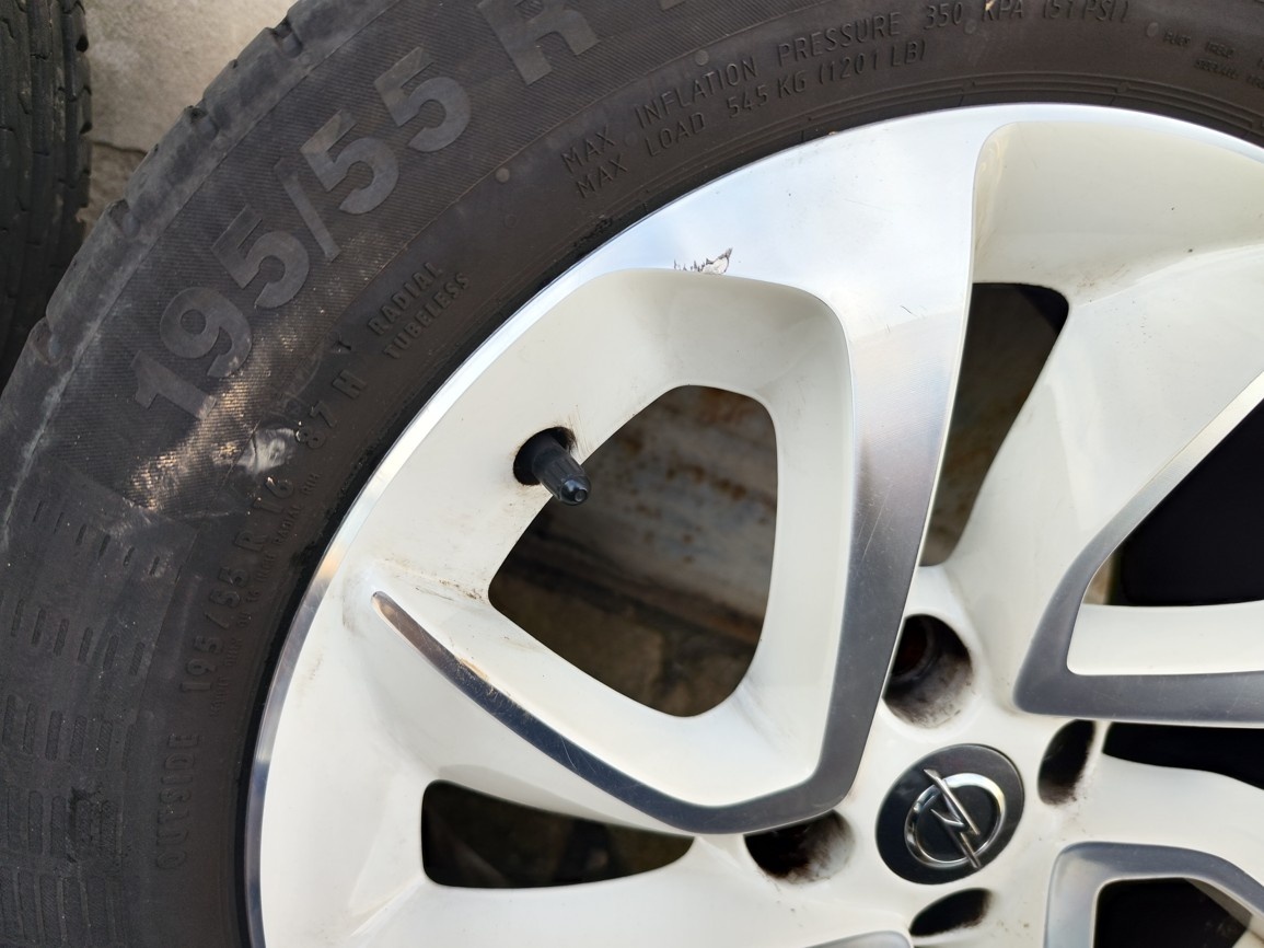 16"letní alu sada 4x100 origo Opel Corsa E Adam 195/55 Cont - 3