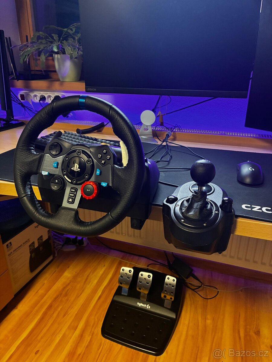 Herní volant Logitech G29 + řadící páka - 3