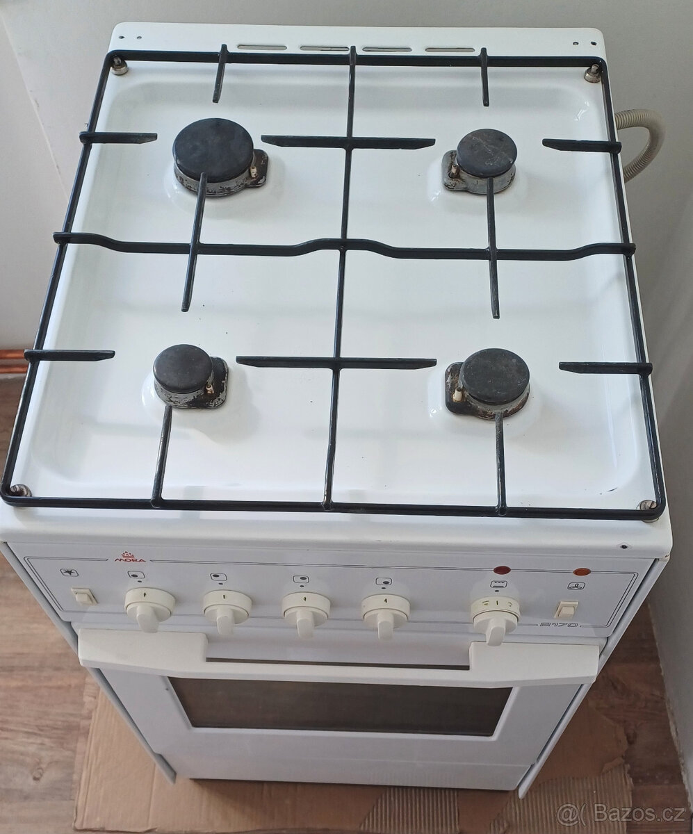 Sporák na plyn a elektřinu - 3