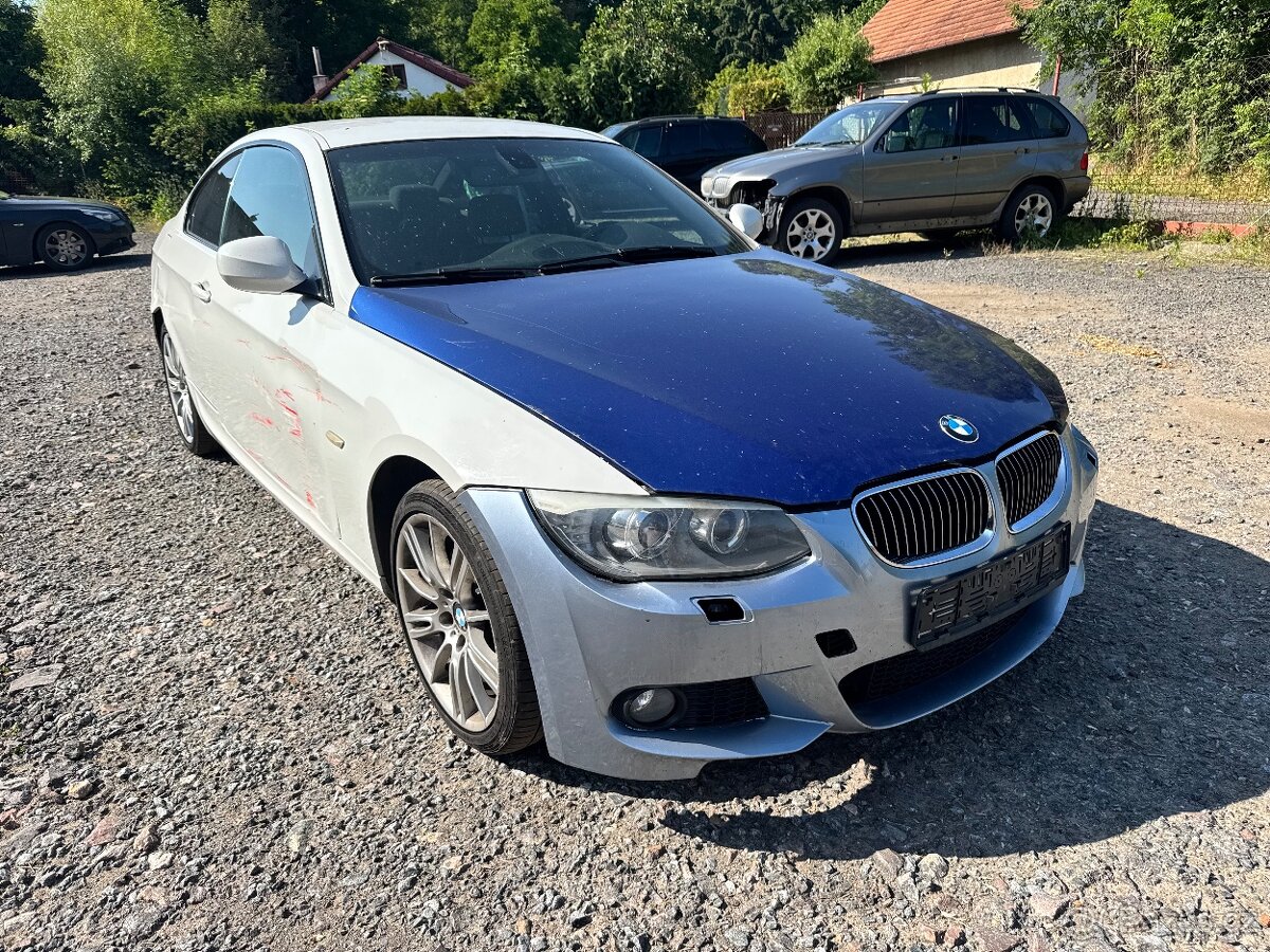 BMW E92 320xd Mpaket / nahradni dily - 3