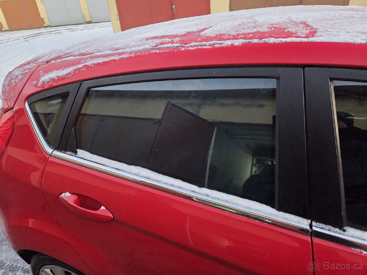 Sluneční clony Ford Fiesta MK7 - 3
