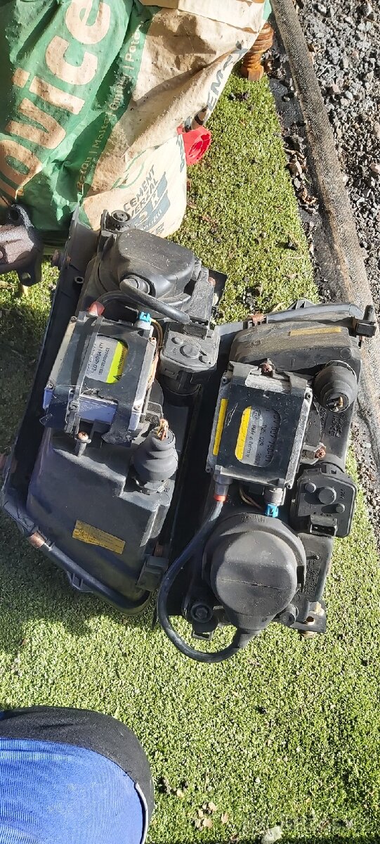 Xenony Pasaat B5 - 3