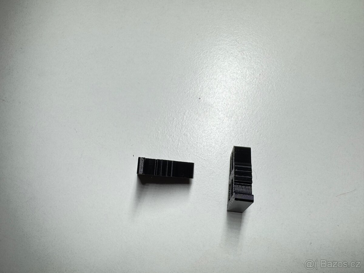 VW golf mk2 držák zadního nárazníku - 3