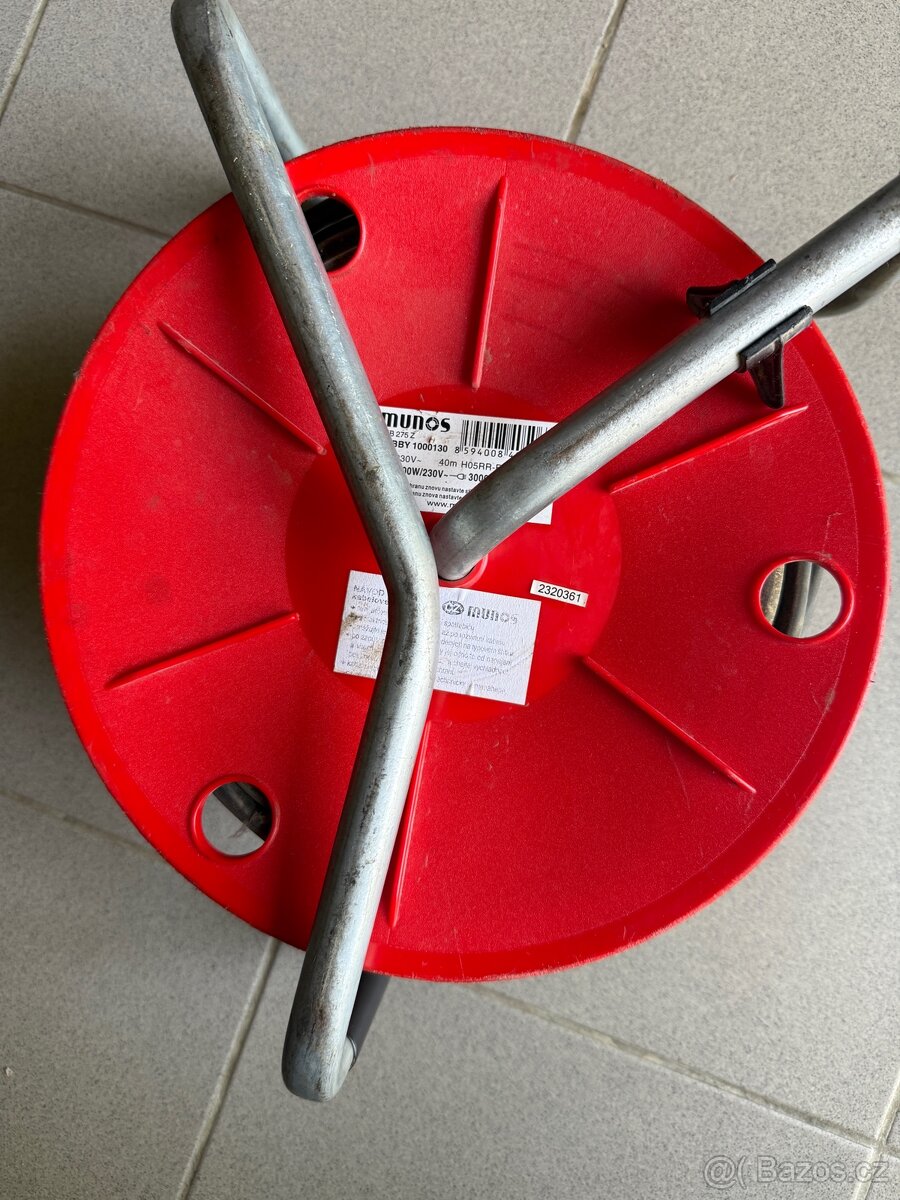 Prodlužovací kabel na bubnu 25m - 3