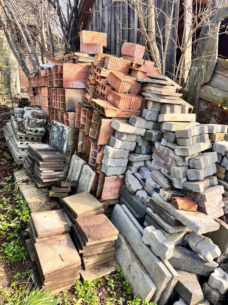 Stavebni material za odvoz - 3