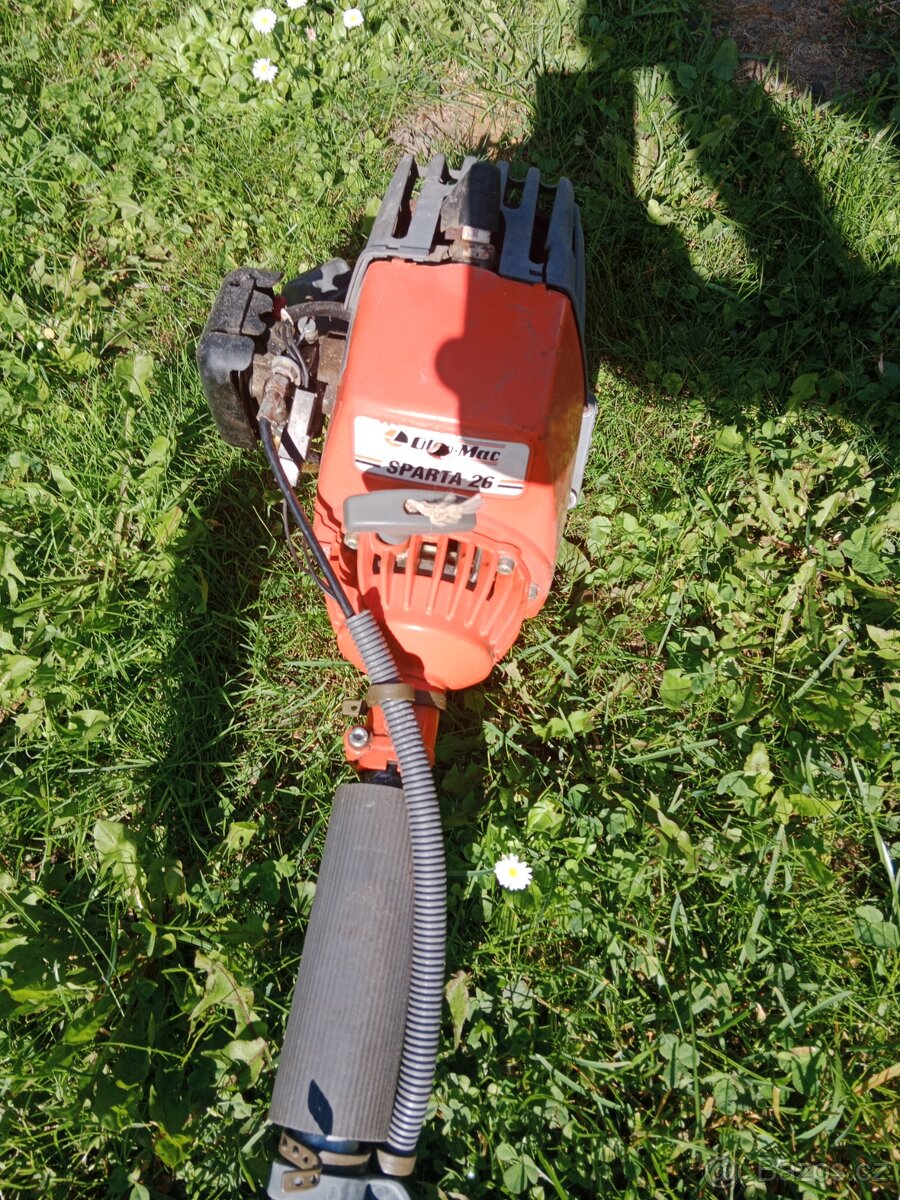 Křovinořez Oleo -Mac - 3