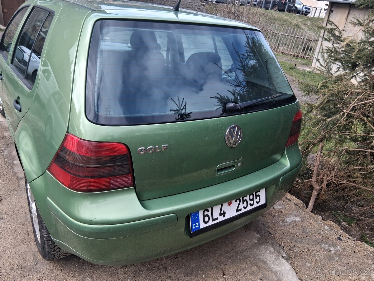 Golf 4 - 3